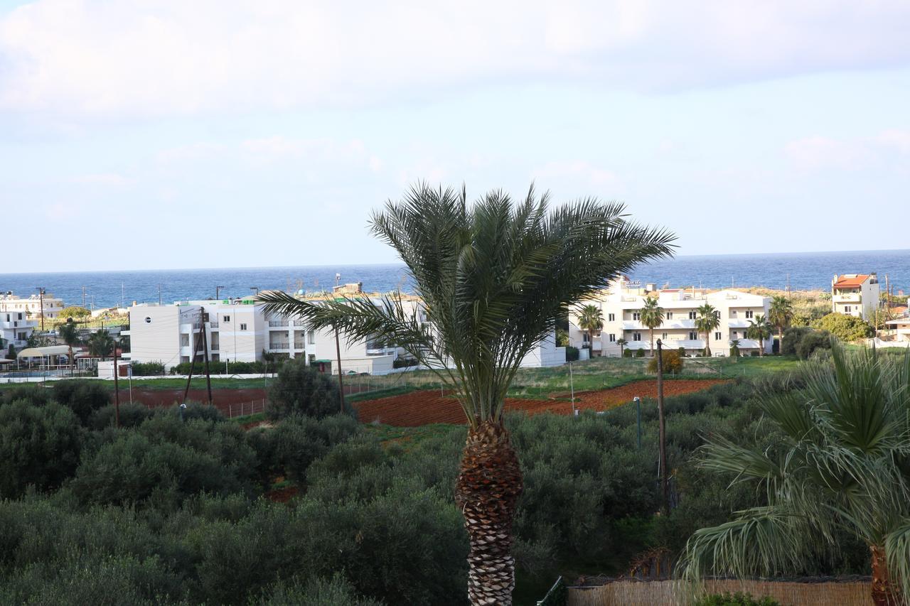 מאליה Triton Garden Hotel מראה חיצוני תמונה